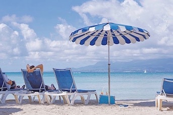 Plage sous le soleil de la Martinique