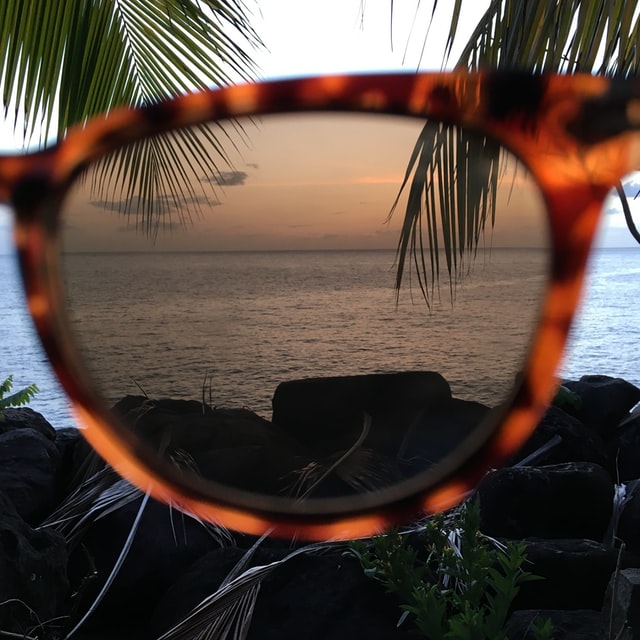 Vue sur la mer et l'horizon 