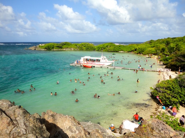 Bateau sur la plage
