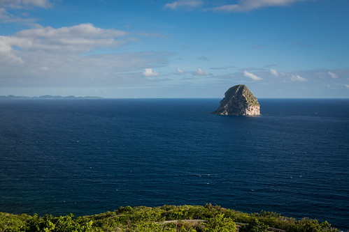 le Rocher du Diamant, incontournable pour réussir son voyage en martinique ! 